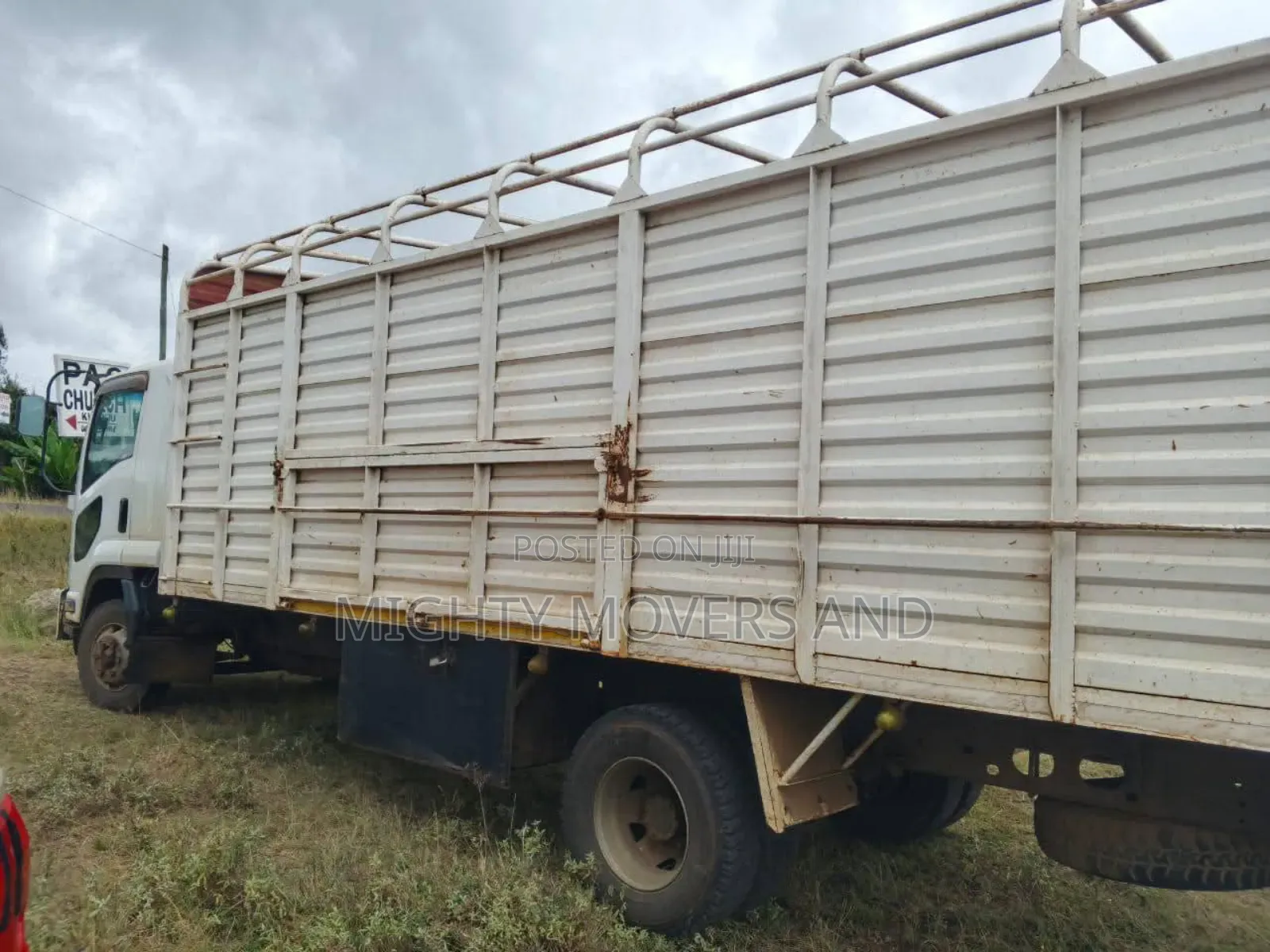 Truck for General Cargo Transport Available