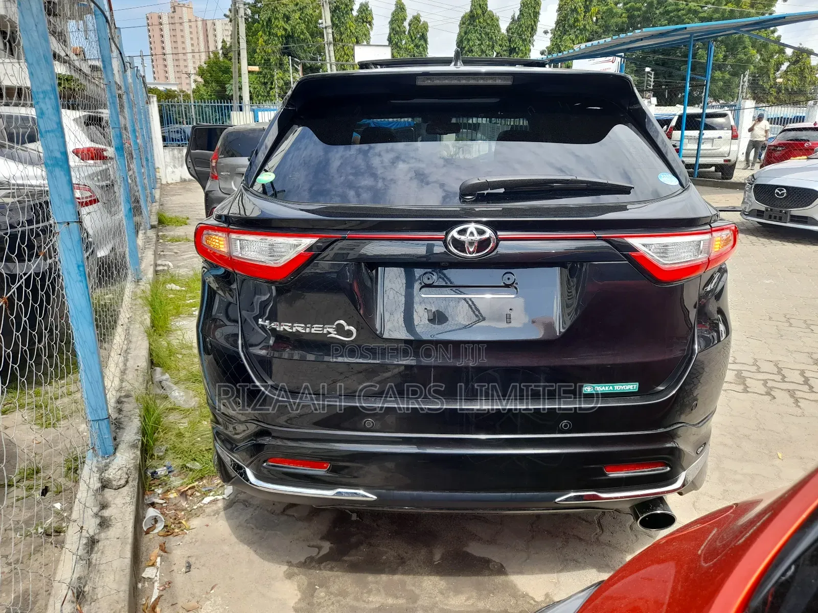Toyota Harrier 2.0 2018 Black