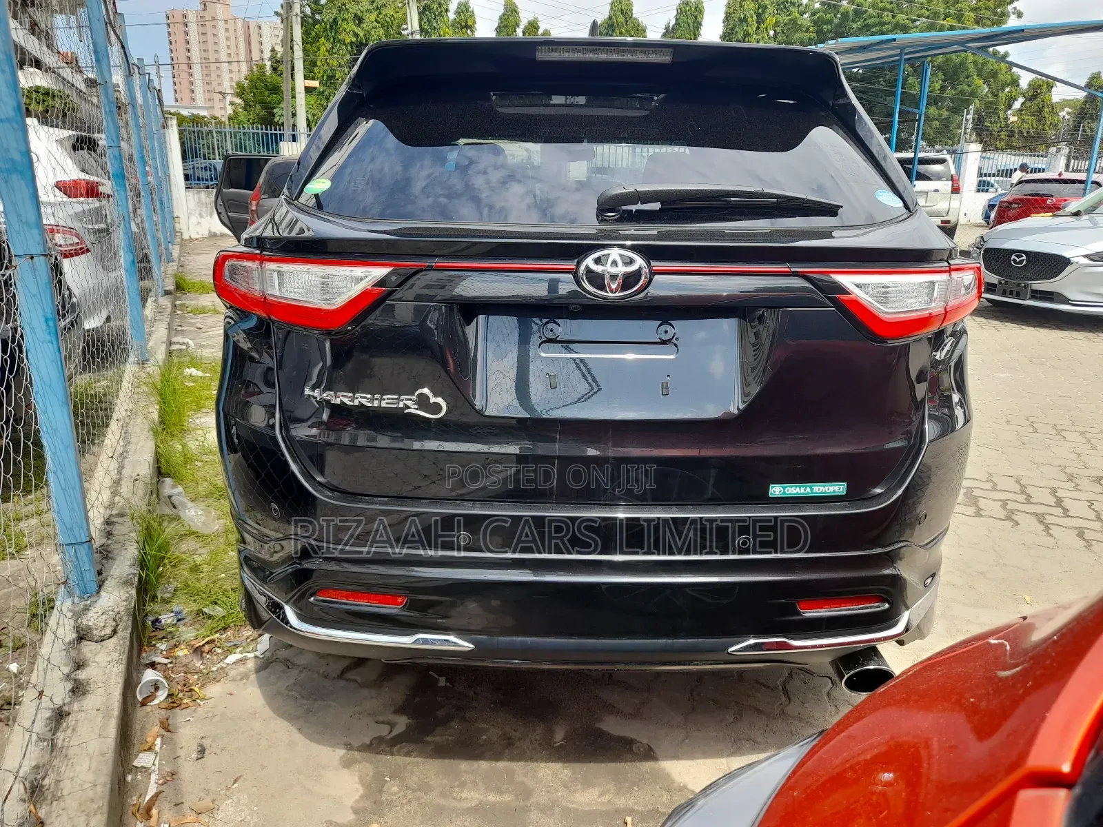 Toyota Harrier 2.0 2018 Black