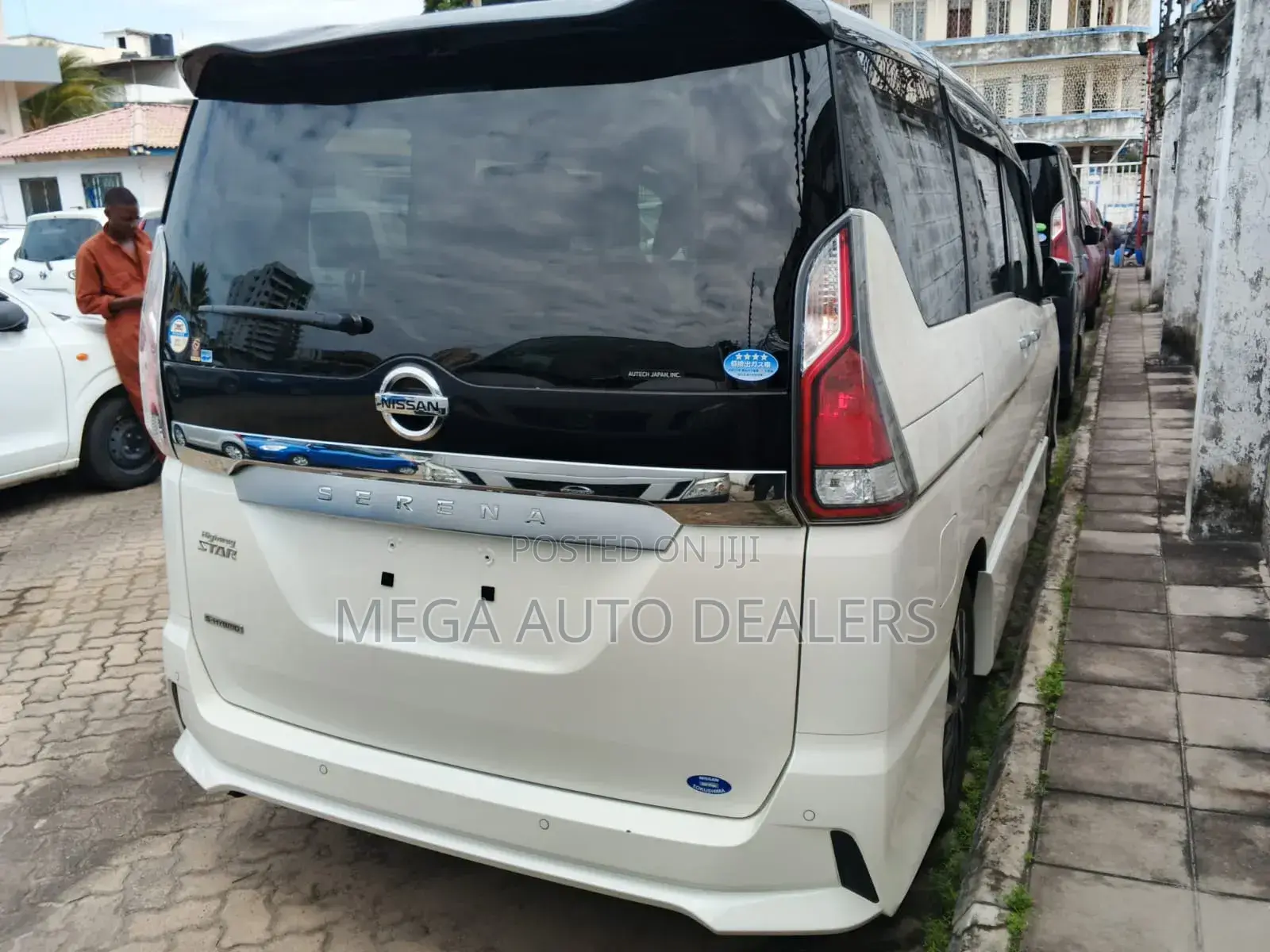 Nissan Serena 2018 White