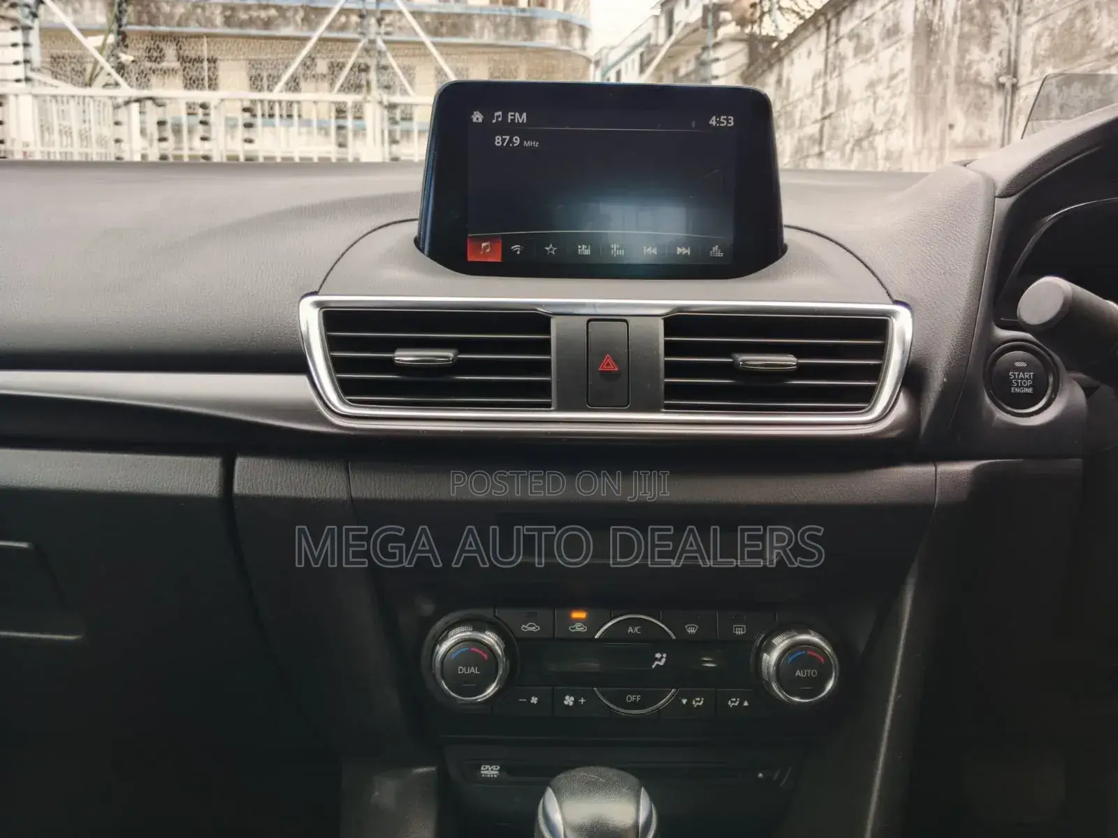 Mazda Axela 2018 Red