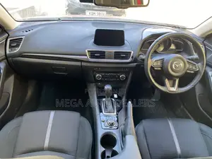 Mazda Axela 2018 Red