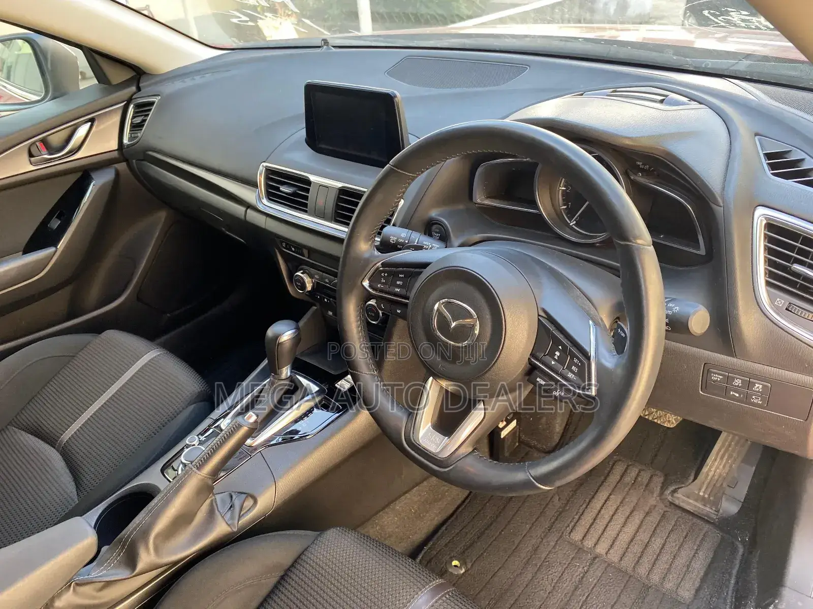 Mazda Axela 2018 Red