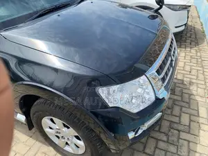 Mitsubishi Pajero 2018 Black