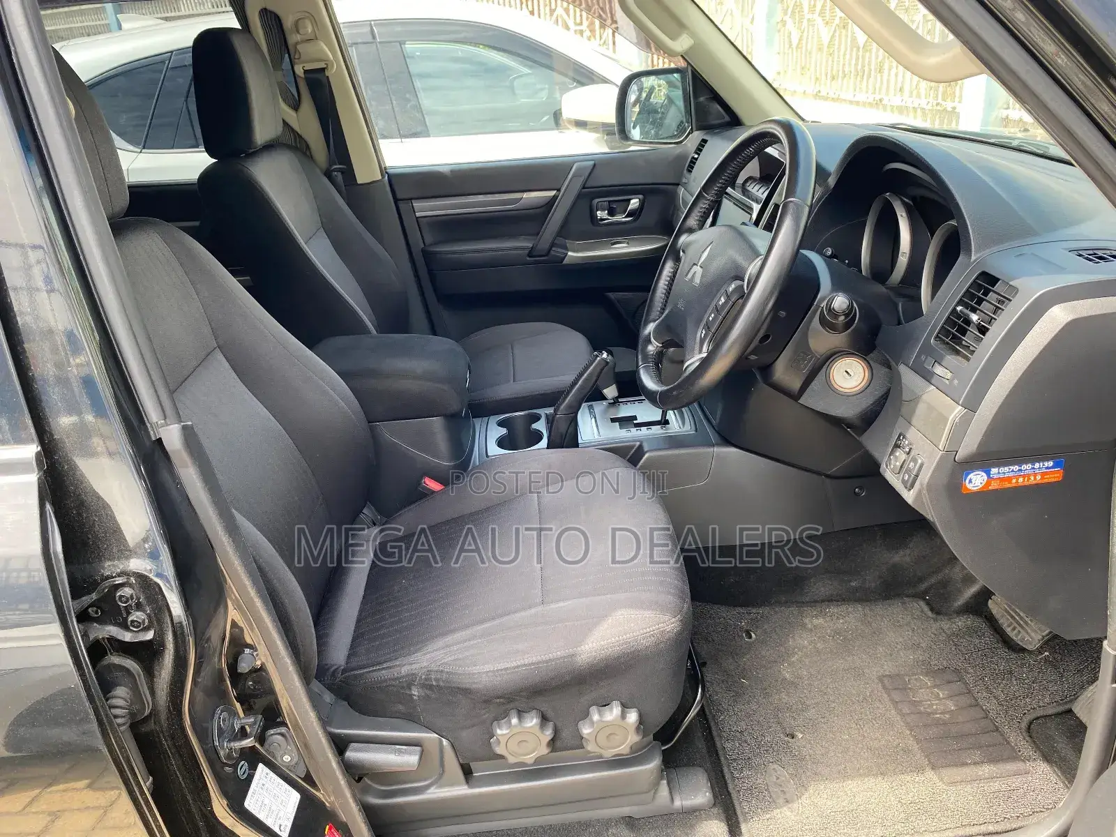 Mitsubishi Pajero 2018 Black