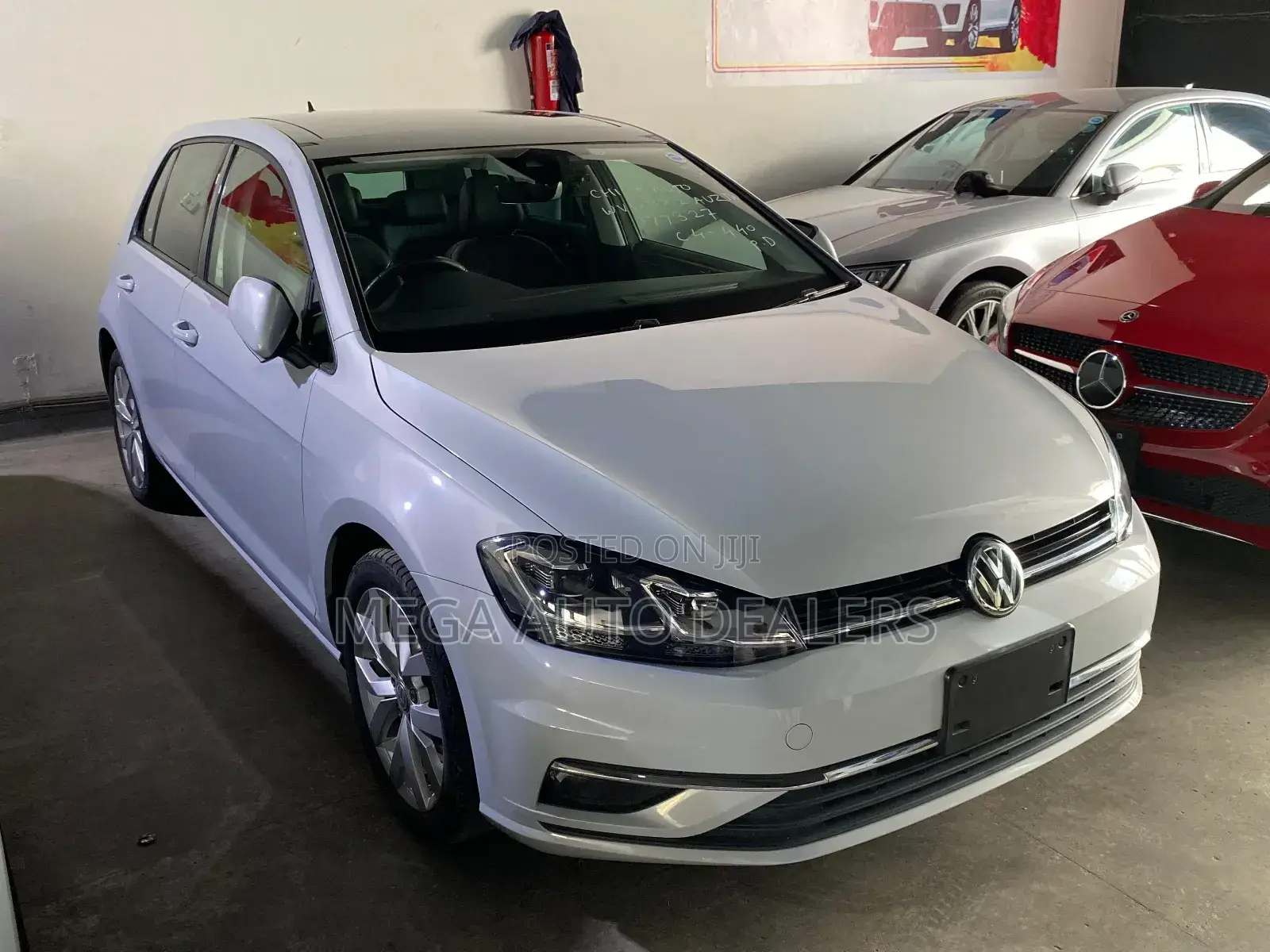 Volkswagen Golf 2018 White