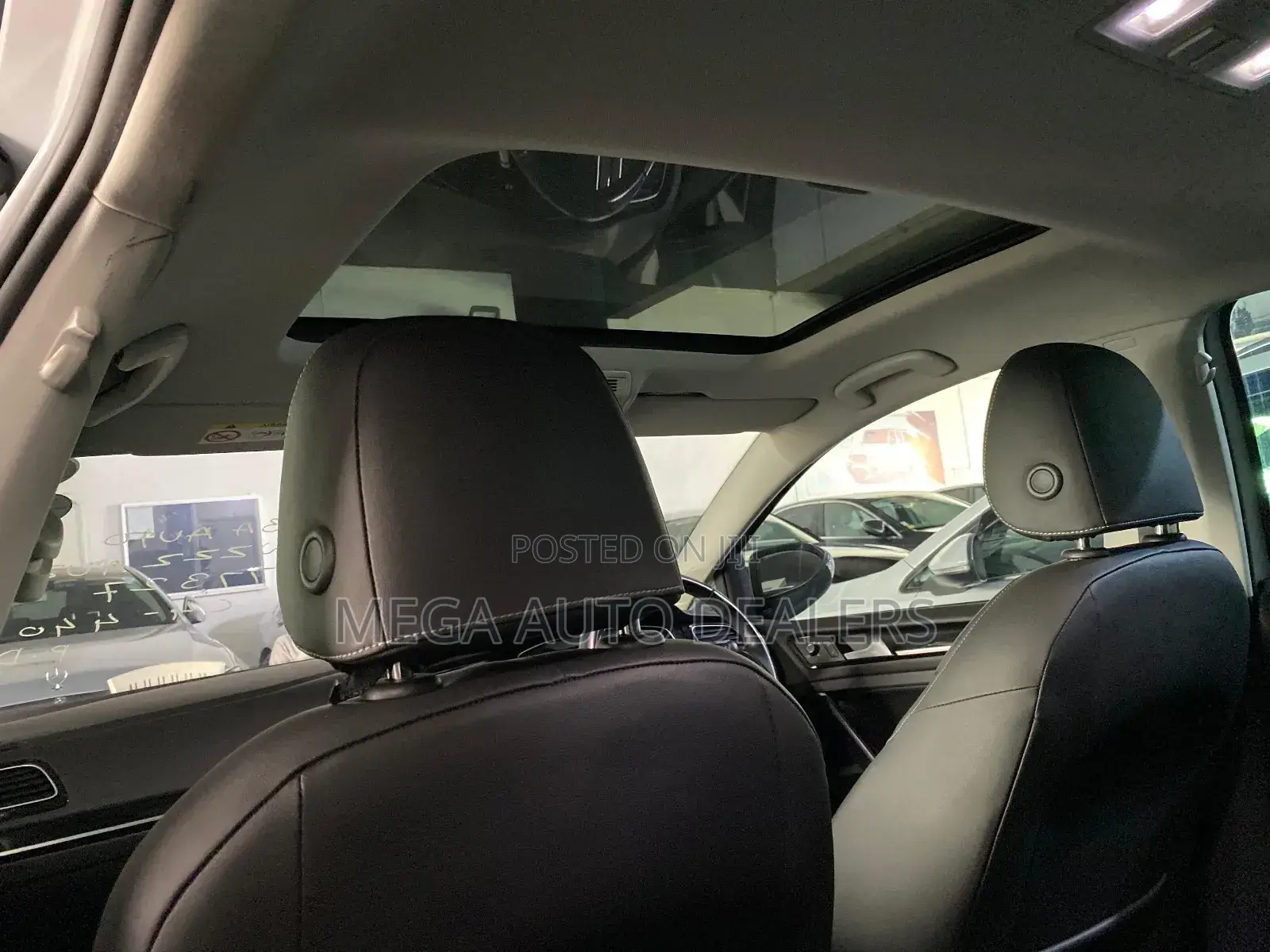 Volkswagen Golf 2018 White