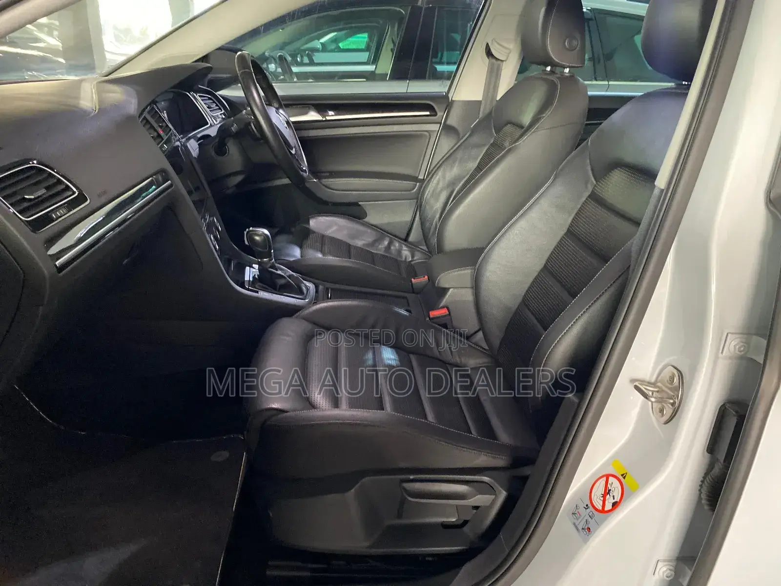 Volkswagen Golf 2018 White