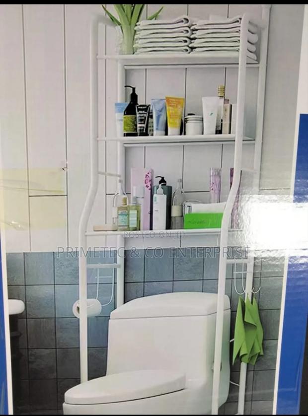 Toilet Rack With No Towel Hunger