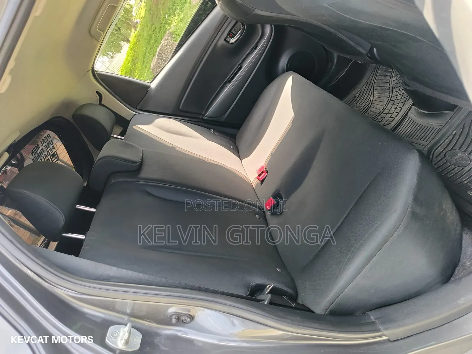 Toyota Vitz 2015 Black