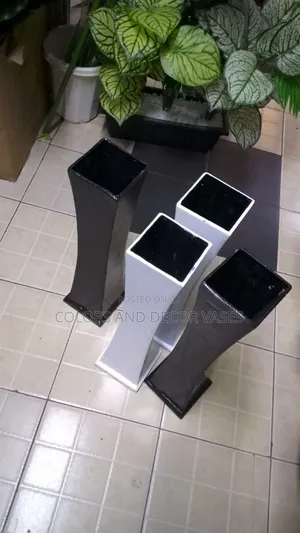 1 Foot Long Vases Wooden