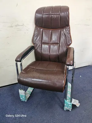 Executive Officer Leather Visitors Chair