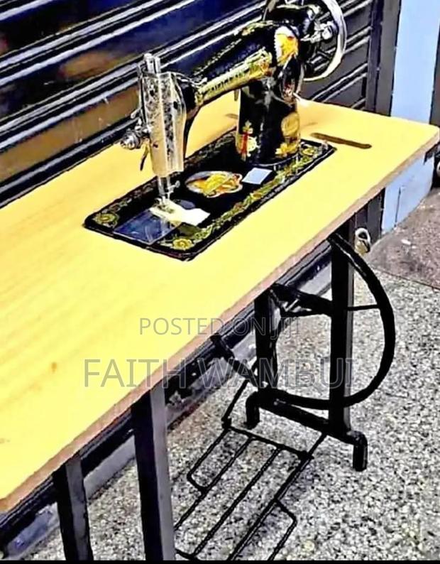 Butterfly Sewing Machine/ New Butterfly Croth Sewing Machine - main view
