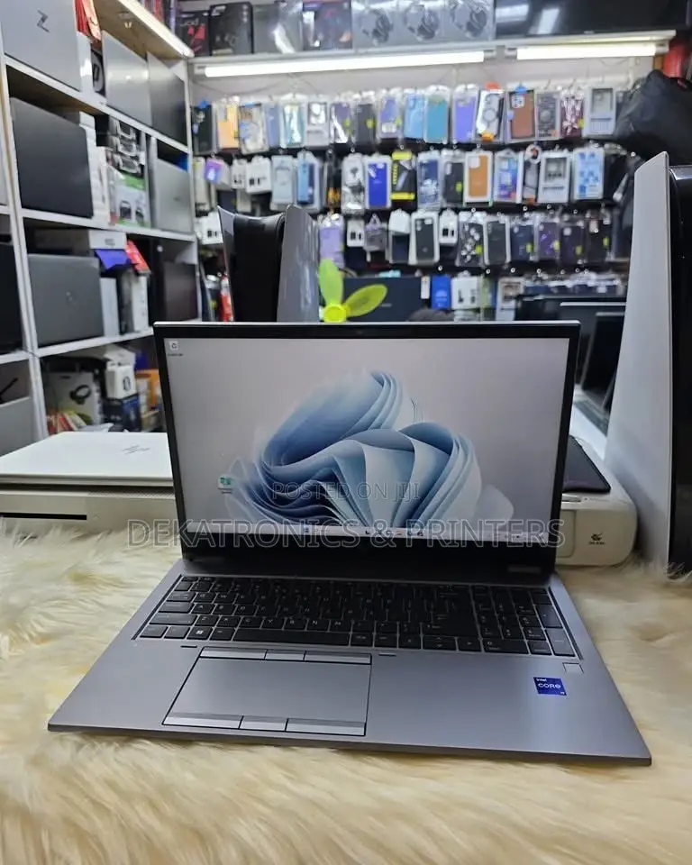 Laptop HP Zbook Fury 15 G7 16GB Intel Core I9 SSD 512GB