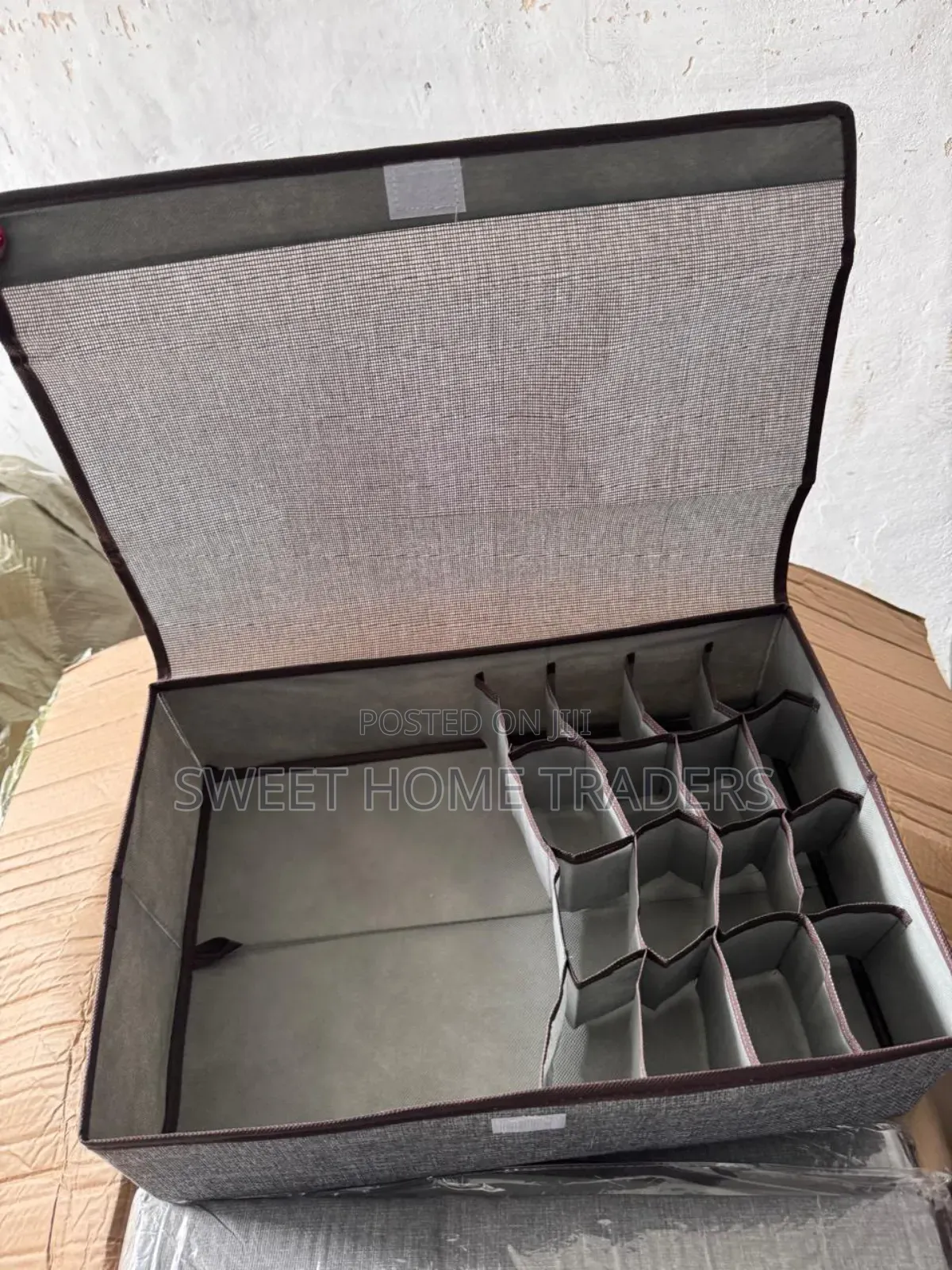 3 in 1 ,17 Grid Undergarment Organizer
