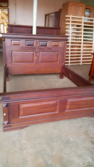 Carved Wood Bed Frame Size 5 by 6