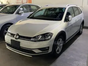 Volkswagen Golf Alltrack 2018 White