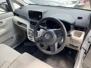 Daihatsu Move 2018 White
