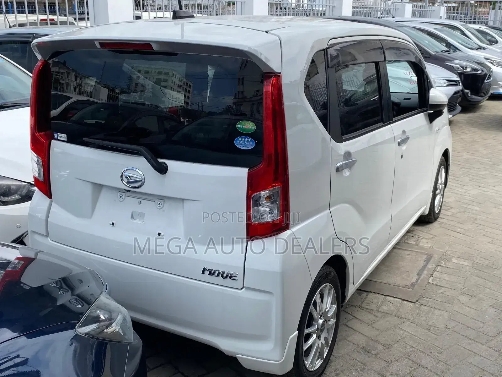 Daihatsu Move 2018 White