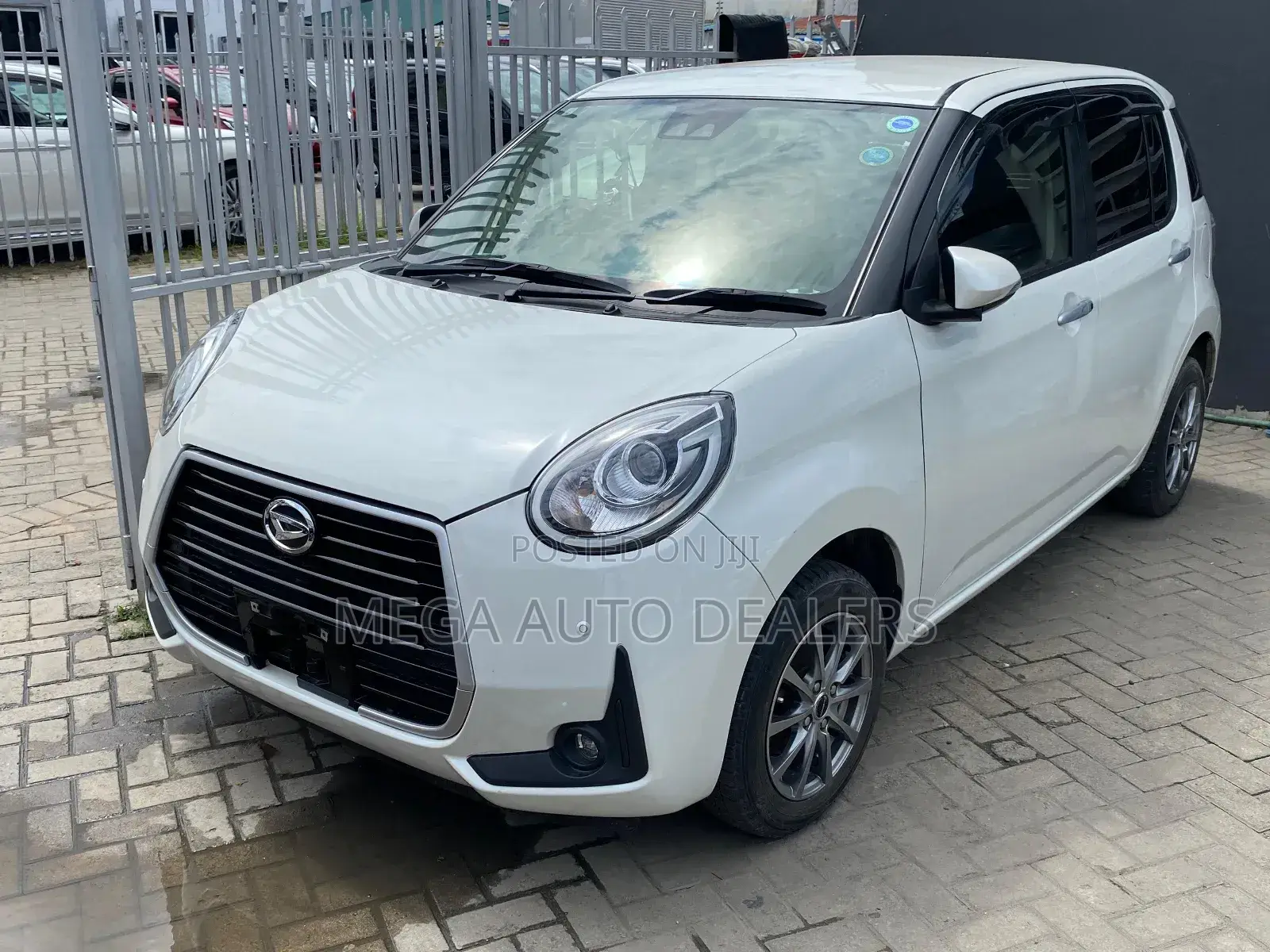 Daihatsu Boon 2018 White