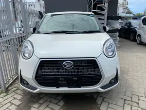 Daihatsu Boon 2018 White