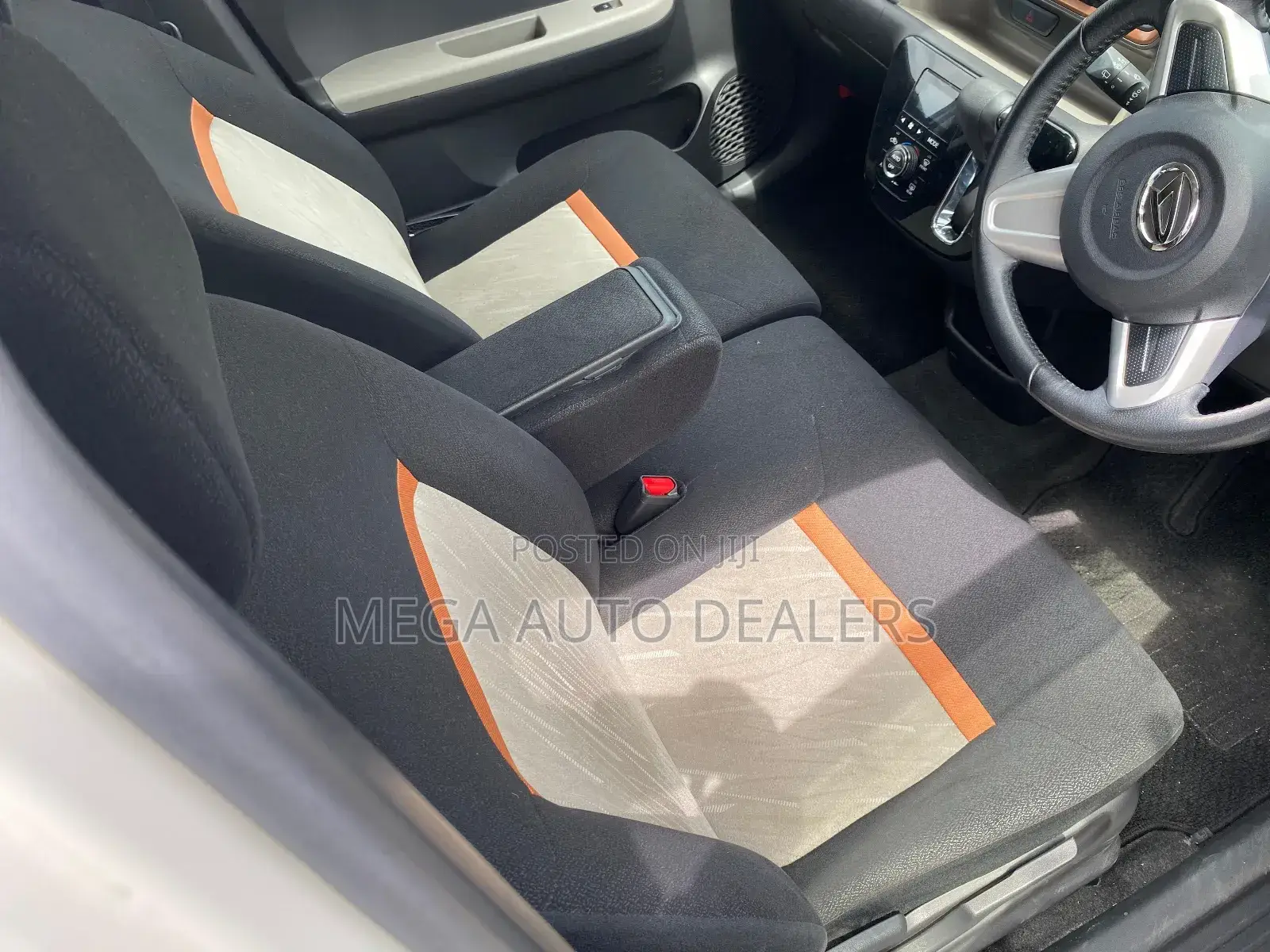 Daihatsu Boon 2018 White