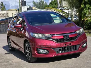 Honda Fit 2018 Red