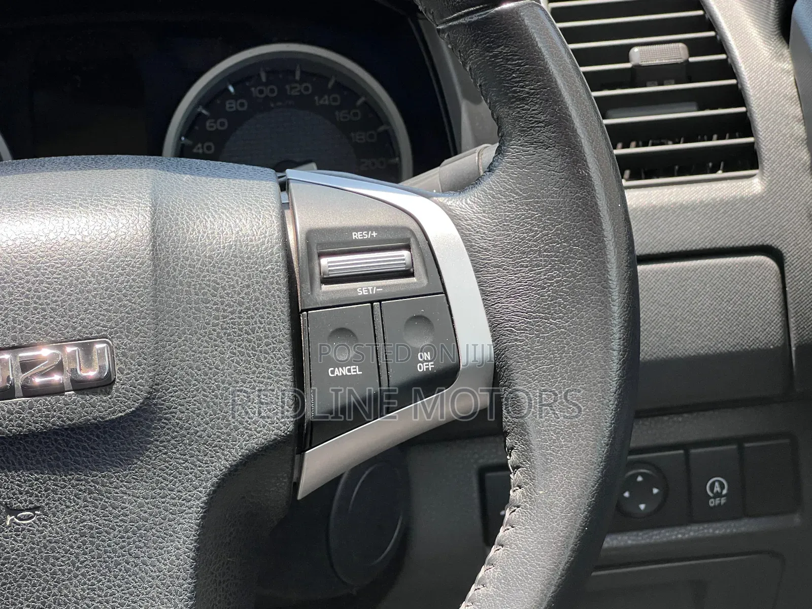 Isuzu D-MAX 2018 Silver