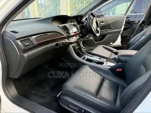 Honda Accord 2018 White