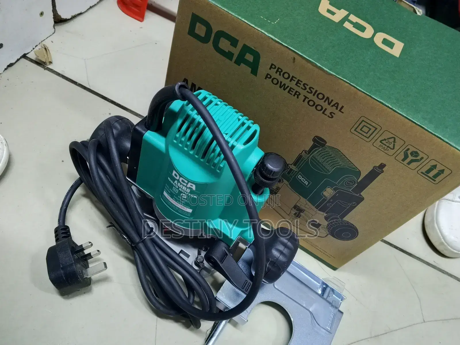 Wood Router 900watts/Dca