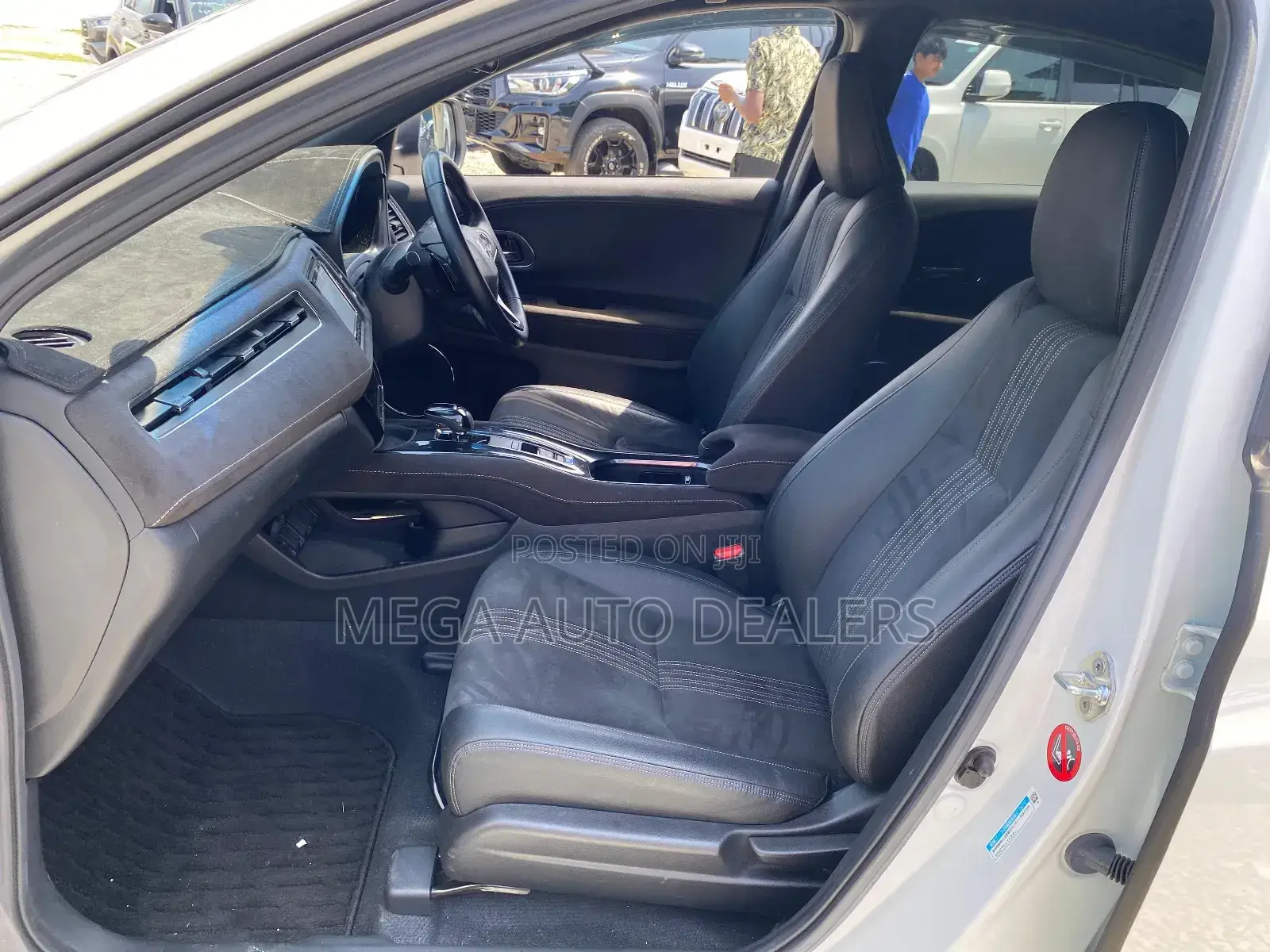 Honda Vezel 2018 White
