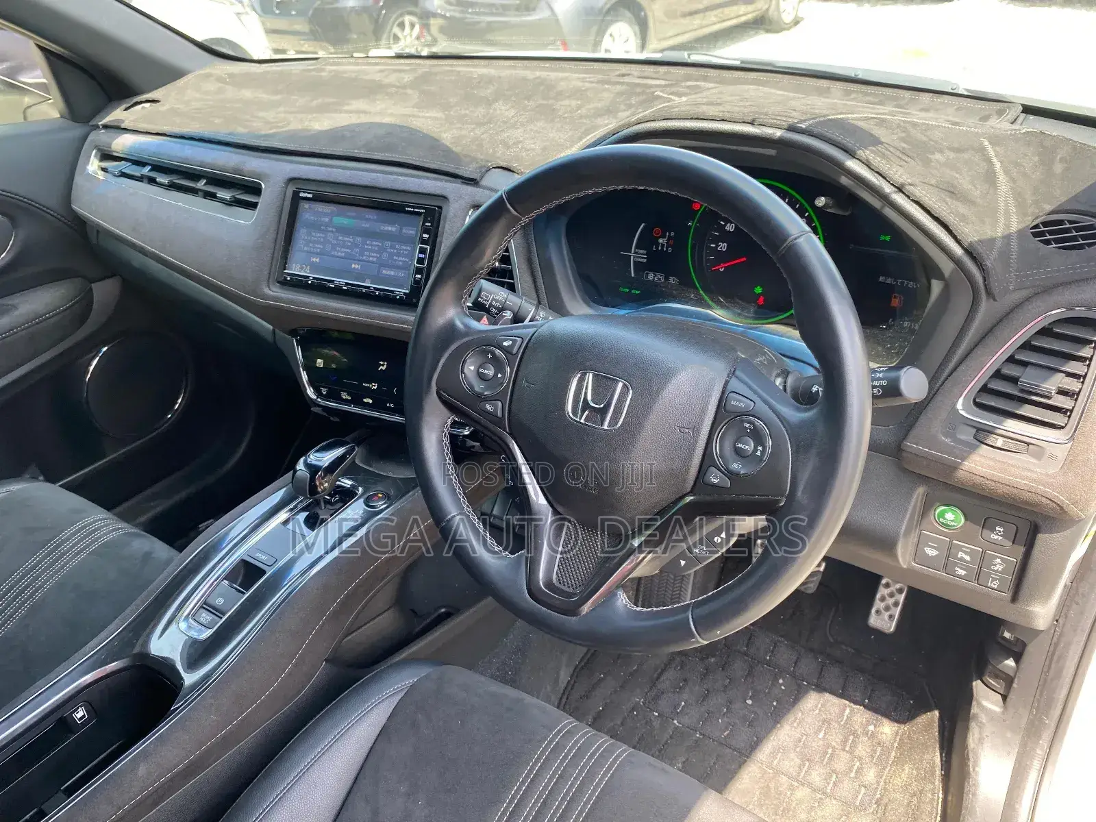 Honda Vezel 2018 White
