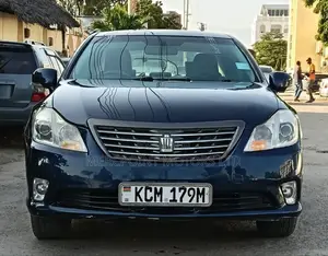 Toyota Crown 2011 Blue