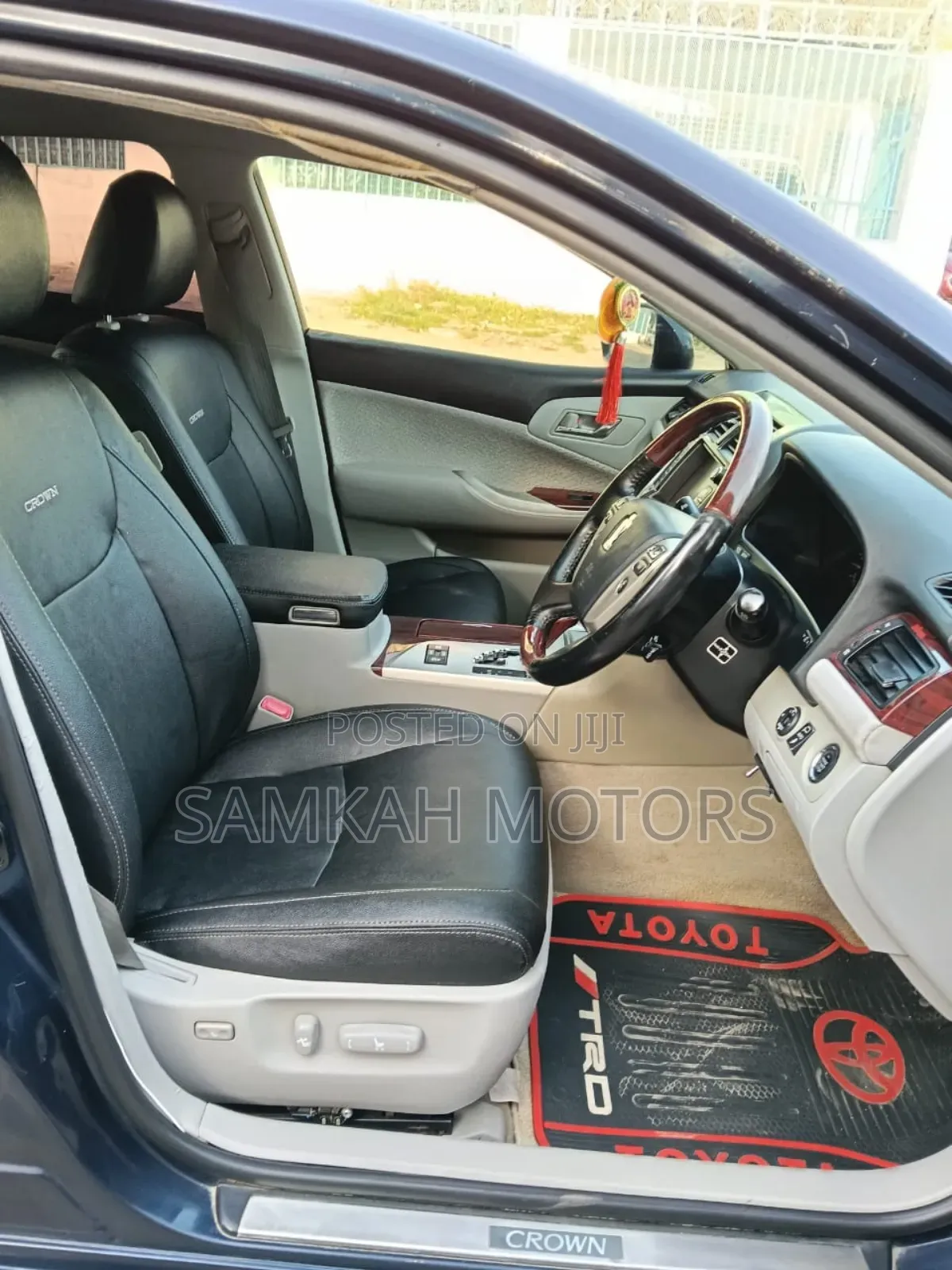 Toyota Crown 2010 Blue