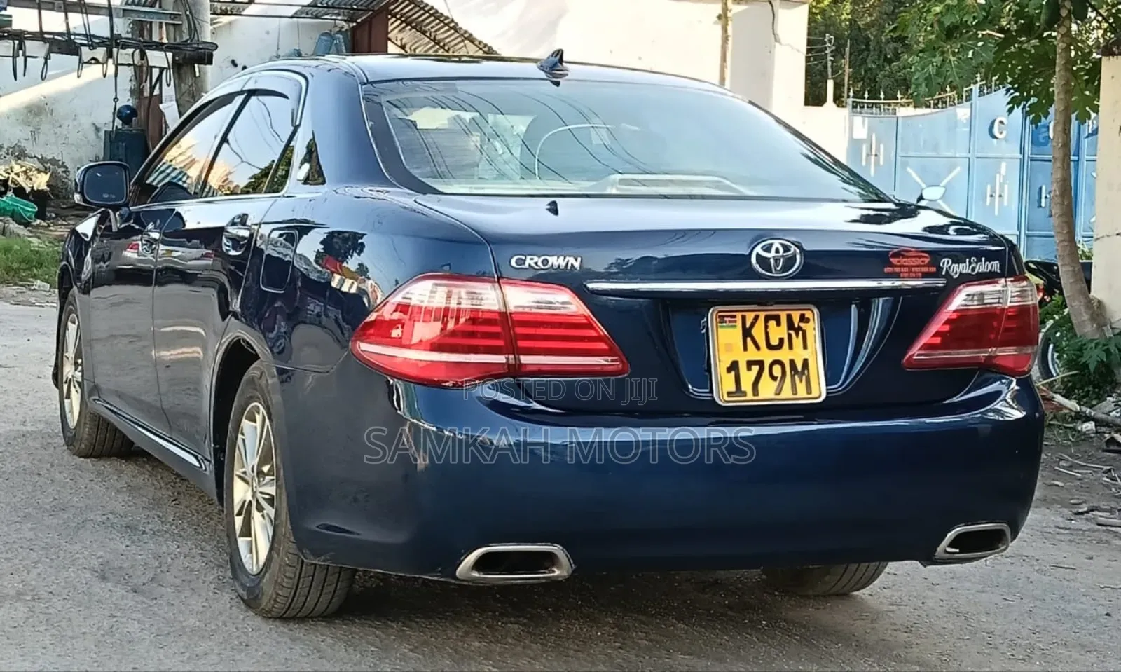 Toyota Crown 2010 Blue