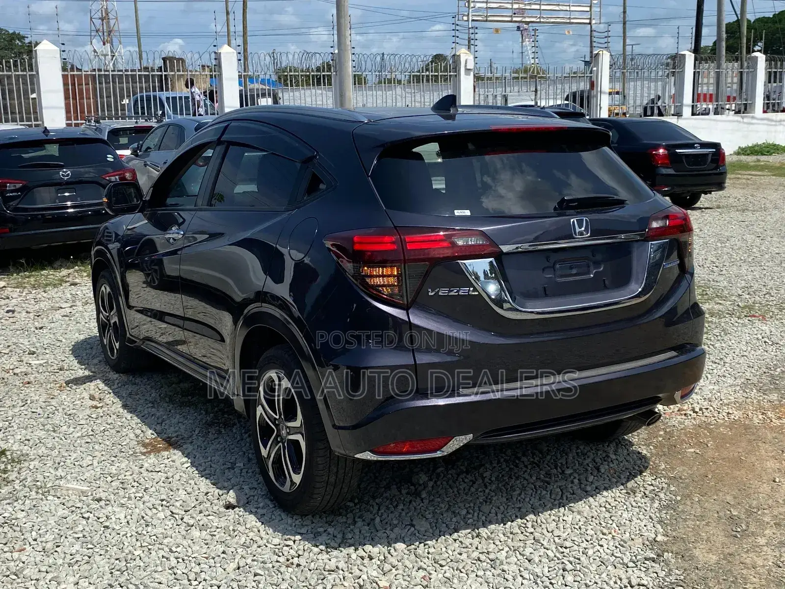 Honda Vezel 2018 Black