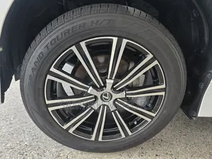 Lexus LX 2020 White