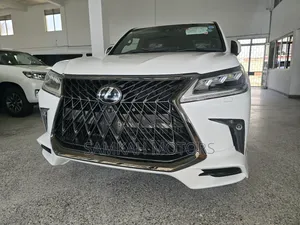 Lexus LX 2020 White