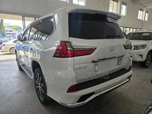 Lexus LX 2020 White