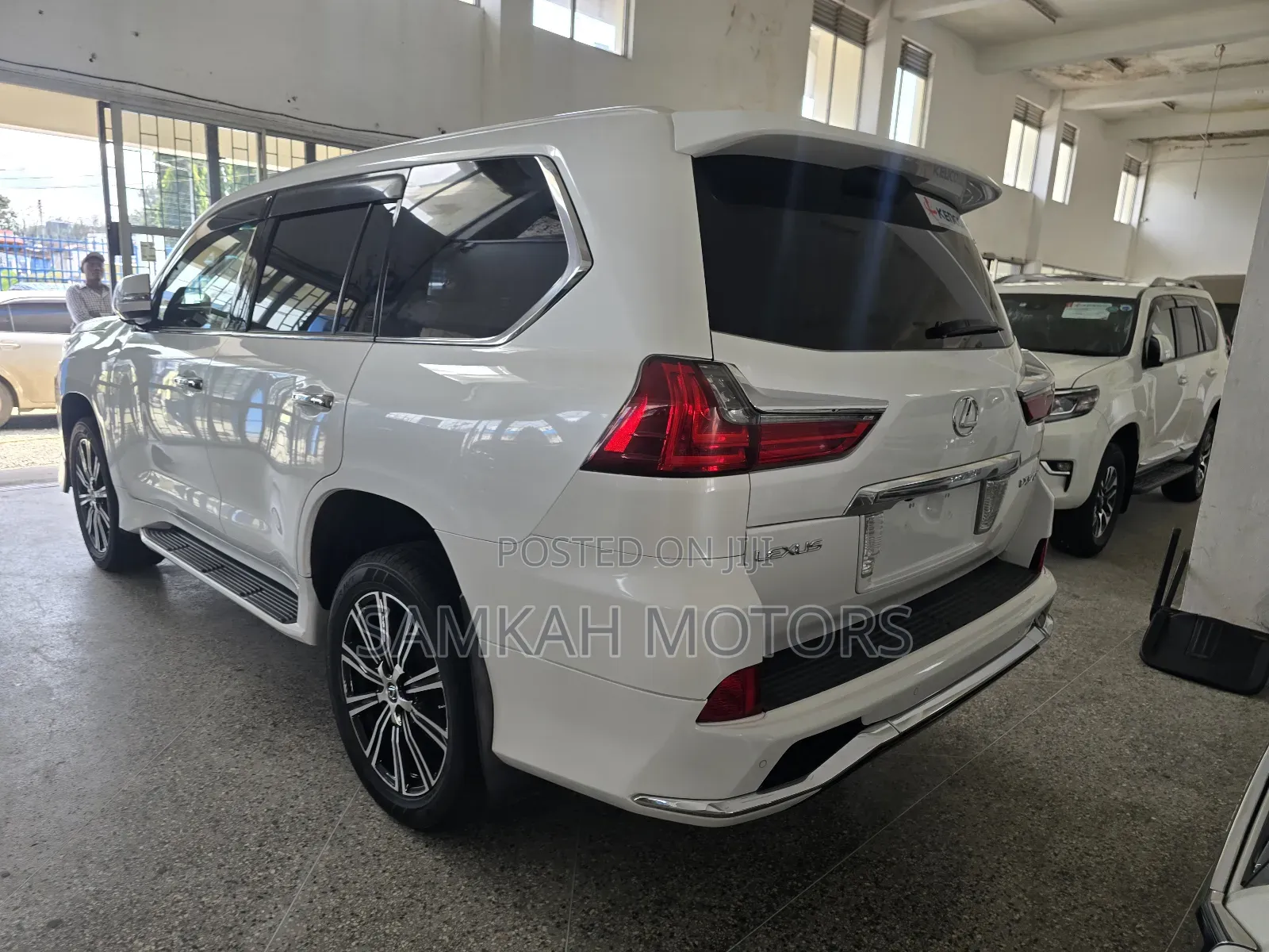 Lexus LX 2020 White