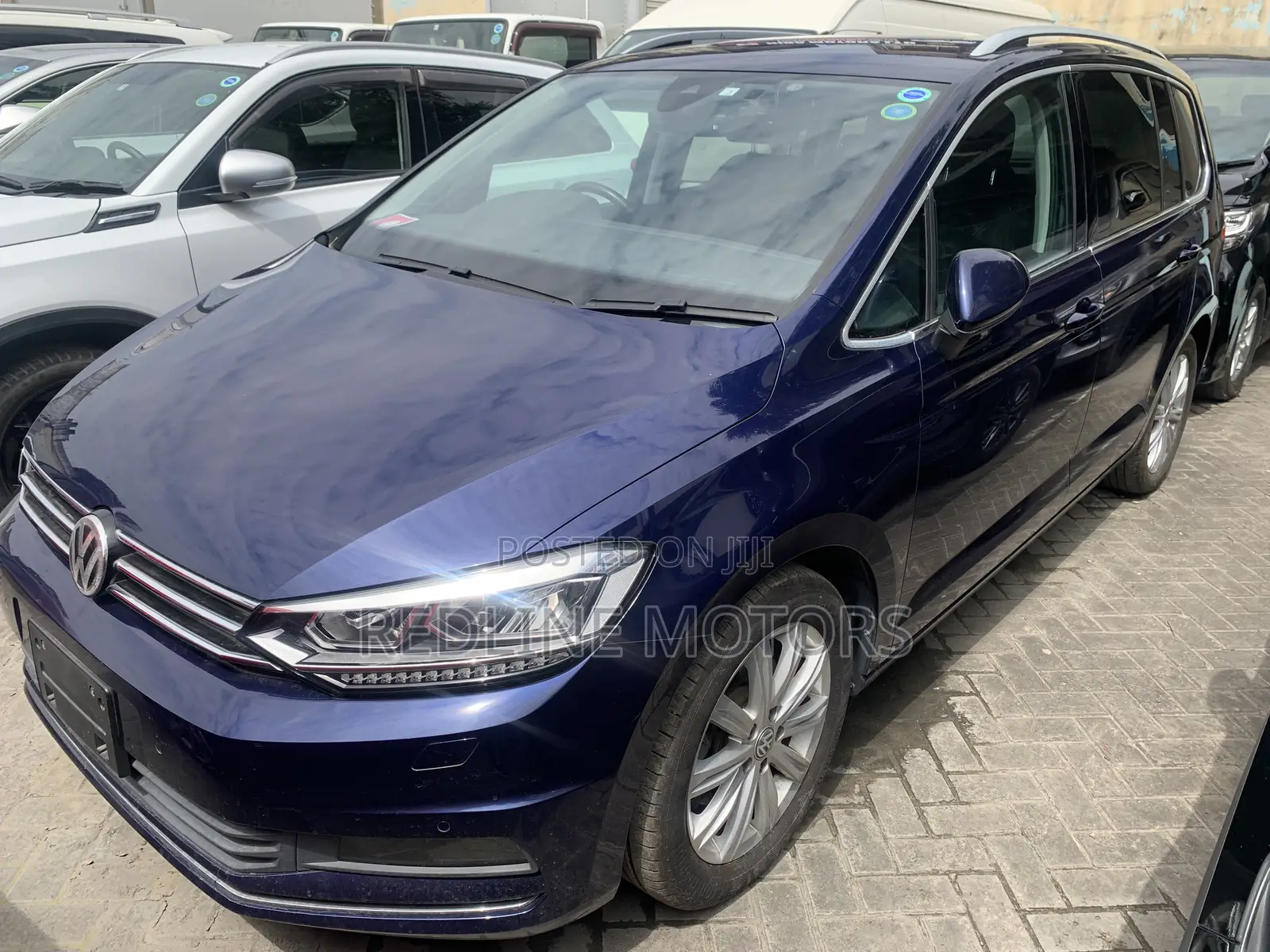 Volkswagen Touran 2018 Gray