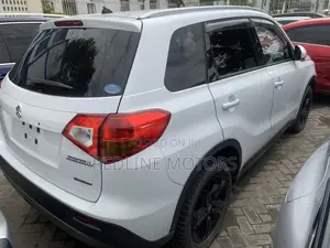 Suzuki Escudo 2018 White