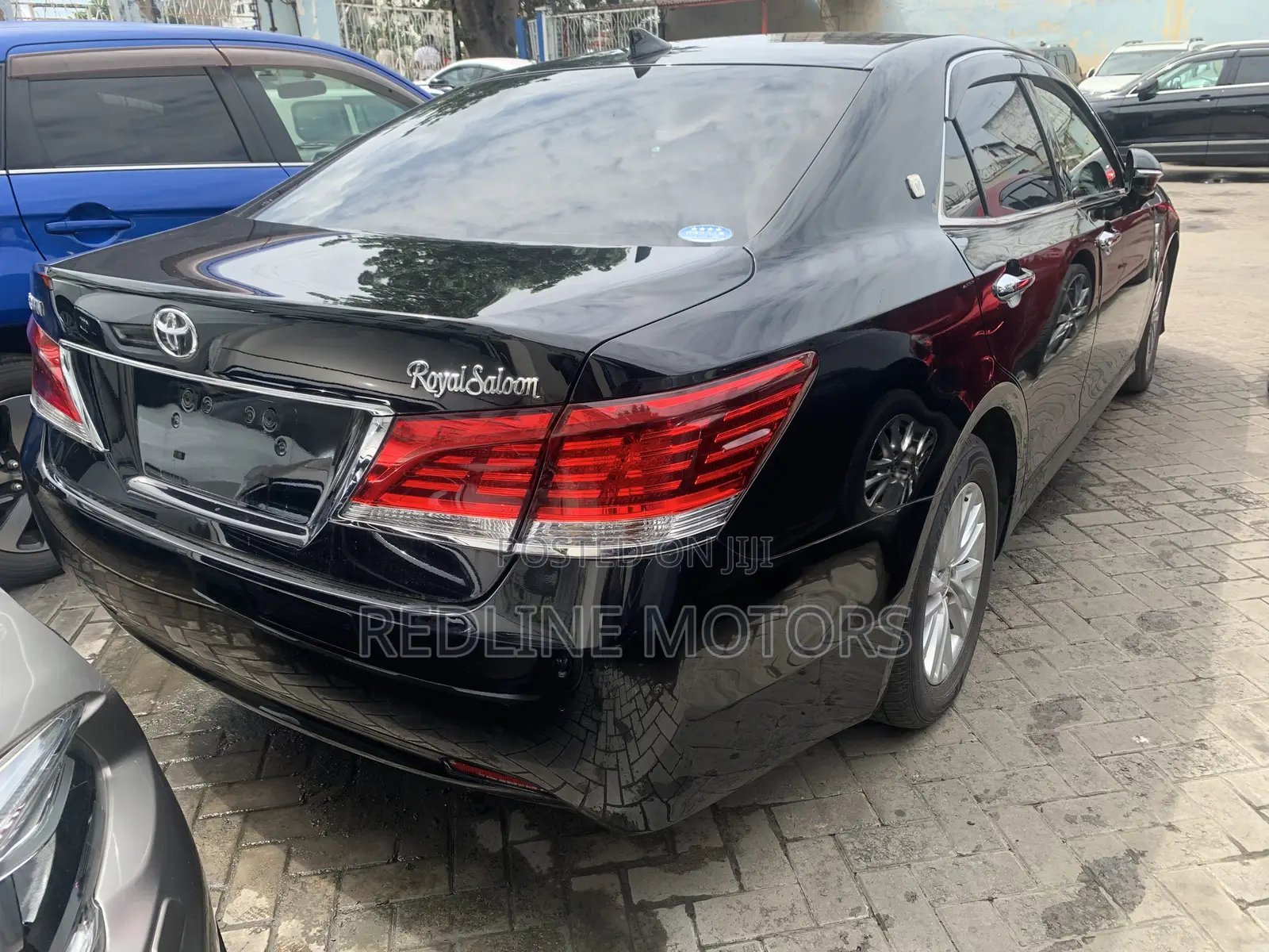 Toyota Crown 2018 Black