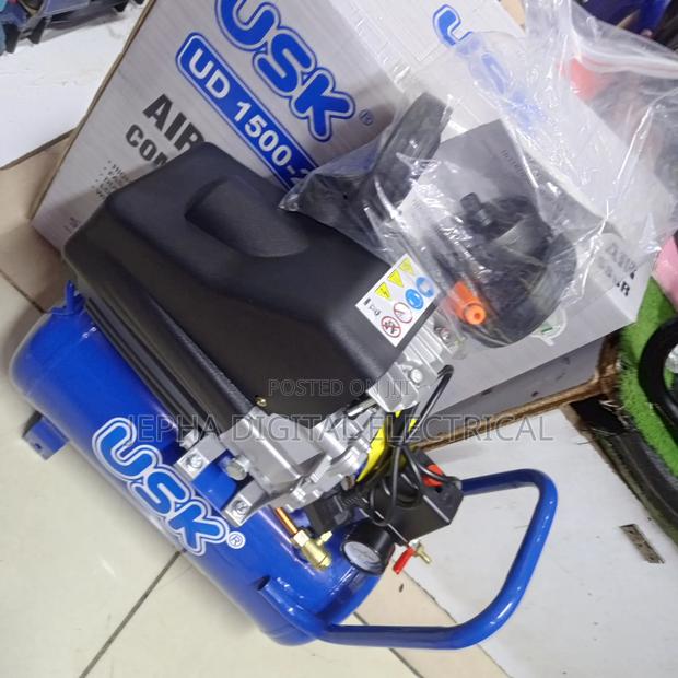 Electric Air Compressor 25 L Capacity