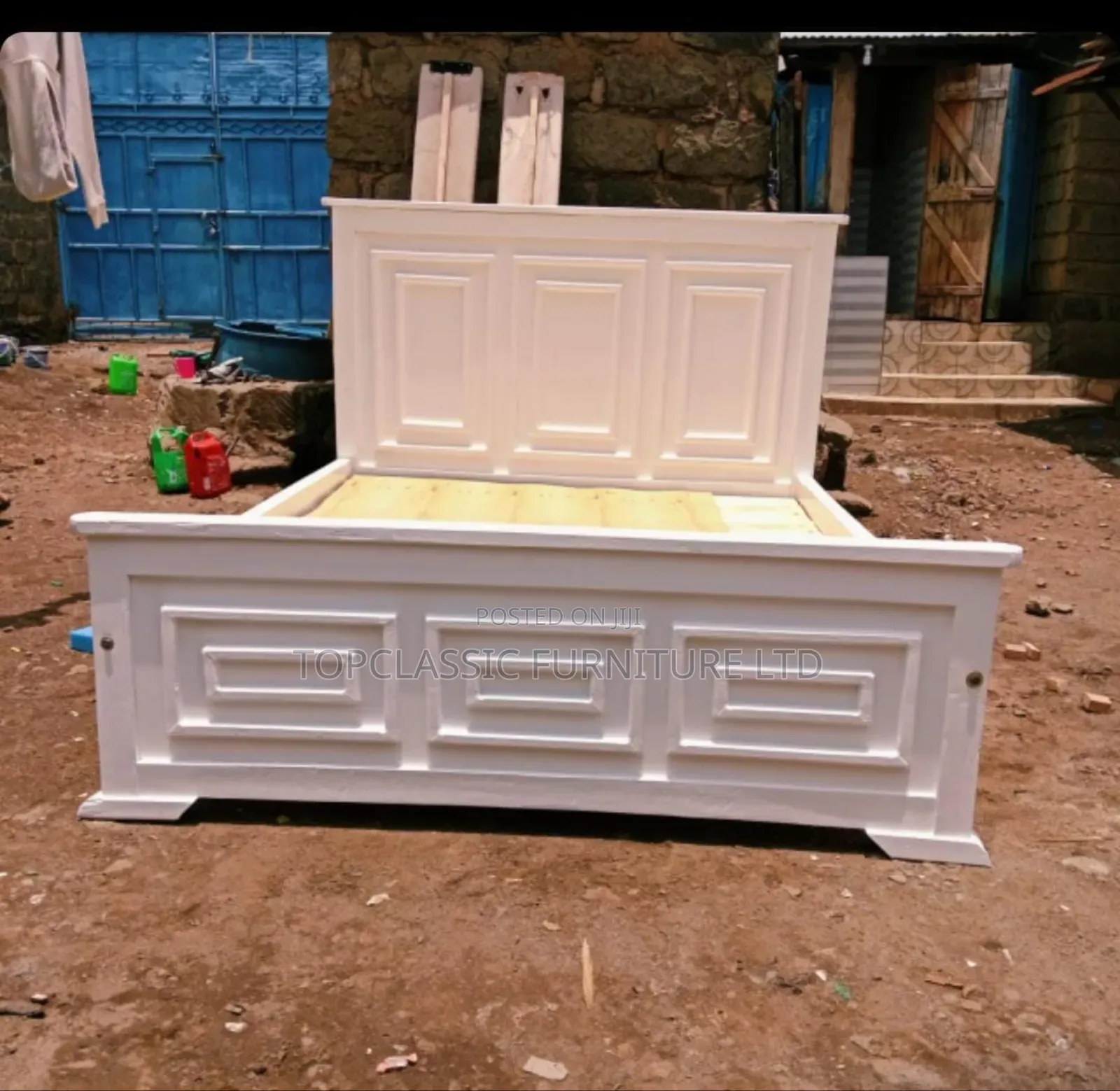 White Hardwood Bed 5x6