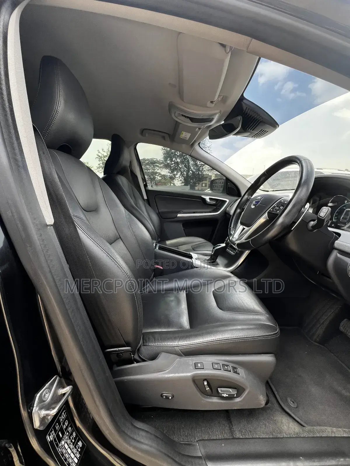 Volvo XC60 2019 Black