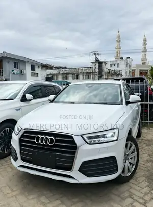 Audi Q5 2.0T Premium AWD quattro 2019 White
