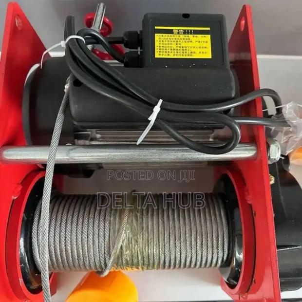 Safe and Powerful Electric Rope Winch With Metal Frame - main view