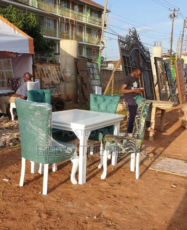 Sturdy Green 4 Seater Dining Set