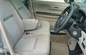 Toyota Passo 1.0 FWD 2018 Silver